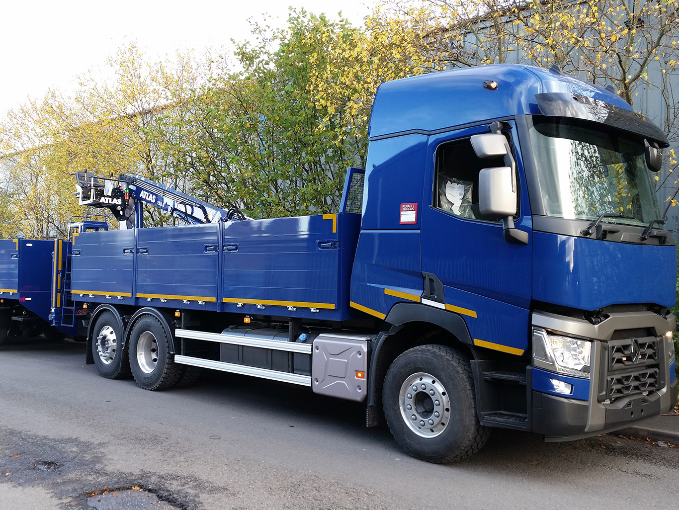 Renault HGV New Body and Crane for D Murray Services