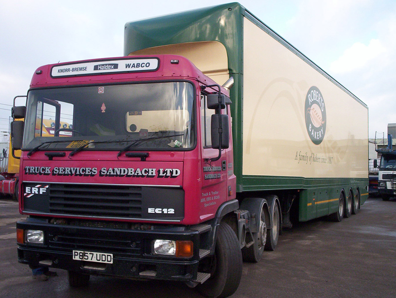 Trailer Servicing for Roberts Bakery