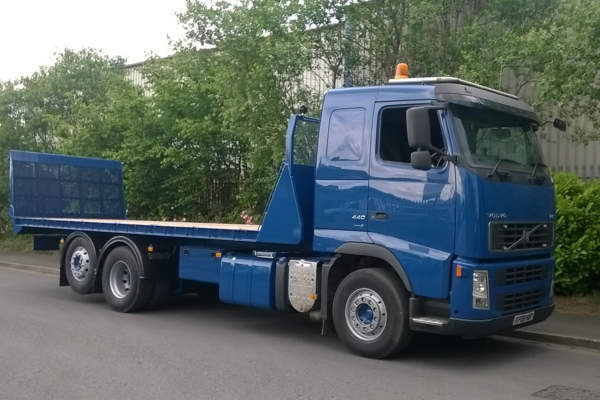 Sonic Drilling ask us to make them a hydraulic heavy duty tilt and slide body on their Volvo to carry there drilling rigs